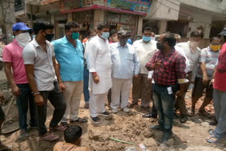 MLA heard problem in Dwarka ward 31 S West Sagrapur