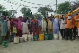 pathankot people protest against water supply department