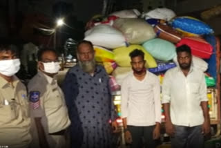 26  Quintals of rice caught by malkajigiri police