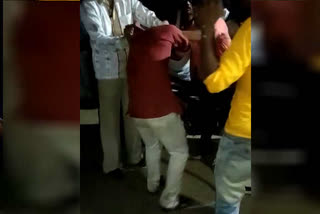 people beaten up  two man video viral