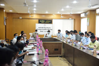 Priyanka Shukla took a review meeting of the departments in kondagaon