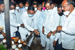 Minister nirajan reddy release water to jurala project canel