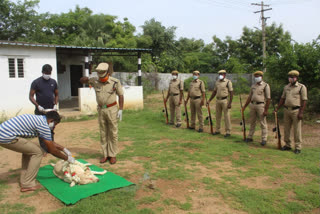 Mahabubabad police conducted a grand funeral for the police dog