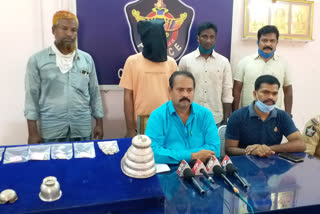 temple items stolen thief arrested in nellore district by cps police and another guy in hidden