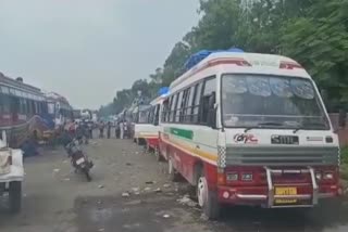 Jammu govt. seal Punjab-Jammu border,  traffic gathered on border