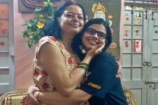 CBSE 12th Arts student Prerna Singh became district topper in jamshedpur