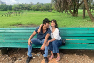 sushant rumoured girlfriend rhea chakraborty put profile photo on whats app with him