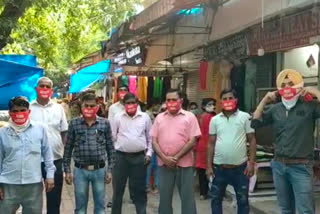 Boycott chainess product in sarojni nagar market of Delhi