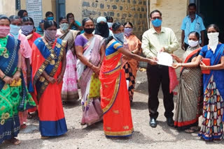 Anganavadi workers protest