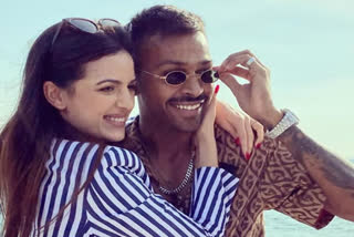 hardik pandya wife natasa stankovic flaunts baby bump in new pics