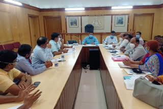 District collector meeting with private hospitals chief