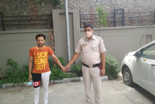 Shaheen Bagh police arrested a snatcher