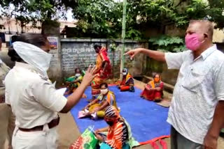 ମନରେଗା ଯୋଜନାରେ କାମକରି ପ୍ରାପ୍ୟ ମିଳୁନଥିବା ଅଭିଯୋଗ , ଧାରଣାରେ ଶ୍ରମିକ