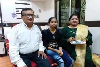 3 topper in CBSE exam in Simdega district, CBSE 10th result, Prachi became topper in CBSE examination in Simdega district, प्राची सिमडेगा जिले में सीबीएसई परीक्षा में टॉपर बनी, सिमडेगा में सीबीएसई परीक्षा में 3 टॉपर, सीबीएसई 10वीं का रिजल्ट