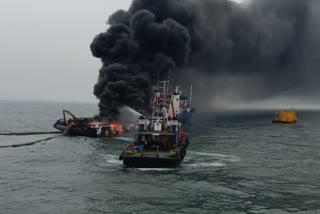 7 Ships catch fire in Bushehr port of Iran