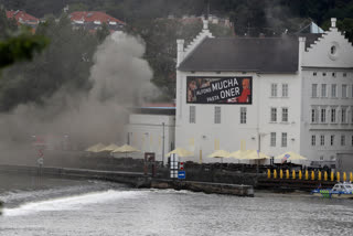 Fire hits Museum Kampa in Prague