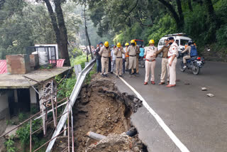 Rain shelter falls in Shimla,one dead and two injured