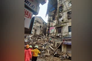 portion of building collapses in near csmt mumbai