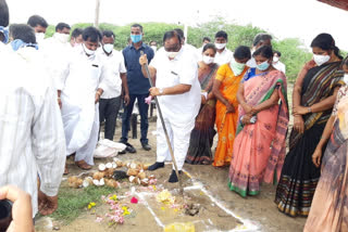 MLA Sathish  Inaugurates Raithu vedika Cinstruction works