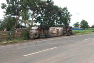 A gas tanker overturned on the Sinnar-Shirdi highway Ahmednagar