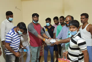 ellala srinanna sevasamithi members groceries distribution in dubai