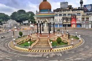 mysore-city-corporation-stopped-street-side-business