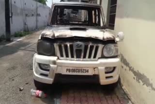 Fighting broke out between two parties in village Selikeana of jalandhar, one party set the vehicle on fire