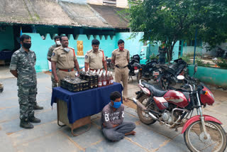 telangana liquor caught in allagadda highway and a man arrested