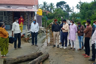 ಮೂಗಲಿ ಗ್ರಾಮದಲ್ಲಿ ಸೀಲ್ ಡೌನ್ ತೆರವು