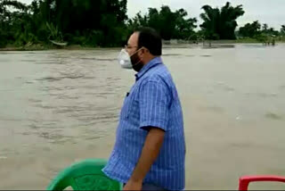 water-resource-minister-visited-flood-affected-area-of-borghuli