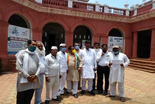 shivpuri-congress-demands-financial-help-to-the-suffering-farmer