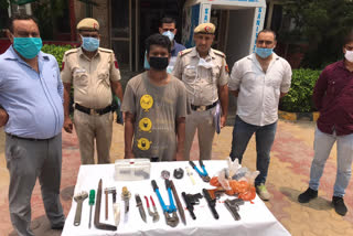 Vasant Kunj police arrested leader of Manglu gang