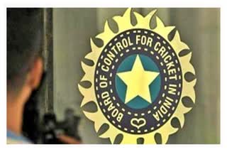 bcci-asked-to-pay-4800-crore-to-wrongfully-terminated-deccan-chargers-from-ipl