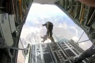 Indian-Paratroopers jump out of plane over Ladakh