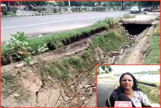 Pavement tracks broken in Akshardham apartment of Dwarka