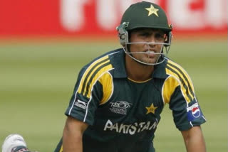 Pakistani cricketer kamran akmal praises rohit sharma and ms dhoni