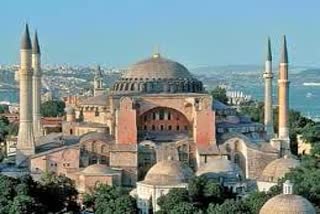 turkey-reconverting-hagia-sophia-church-into-a-mosque