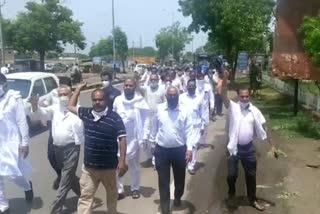 Traders protest against central government ordinance in fatehabad