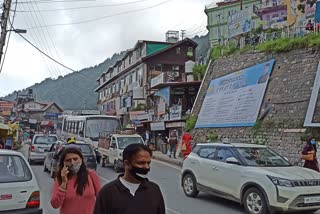 old building collapse in lakkar Bazar