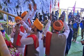 aarti at amarnath cave