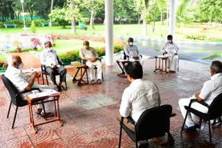 CM BSY Meeting with Bengalore ministers