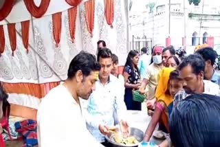 crowd-of-devotees-gathered-in-shivpur-of-surajpur