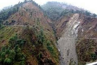 Vehicular movement on Prithvi Highway in Nepal disrupted due to landslides  മണ്ണിടിച്ചിൽ  landslides