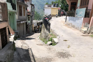 houses may collapse by rain