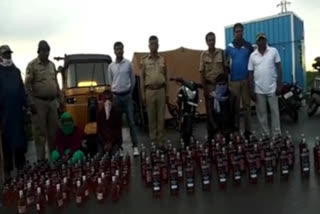 illegal liquor caught at kurnool outskirts and 10 lakh rupees liquor seized