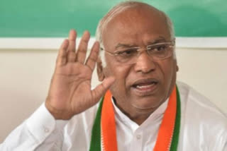 Mallikarjun Kharge who gave 650 bed to covid Hospital on birthday