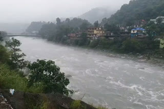 heavy rain in chamba