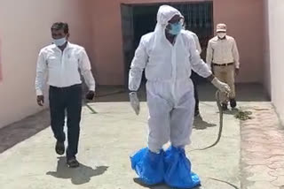 Snake caught wearing PPE insect in sujlapur shajapur
