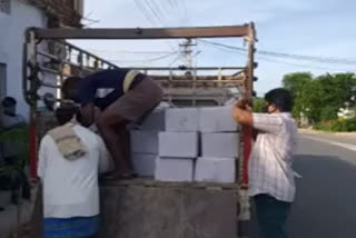 Seizure of 1500 kg of jaggery illegally stored