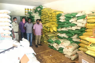 khammam taskforce police seized illegal fertilizers